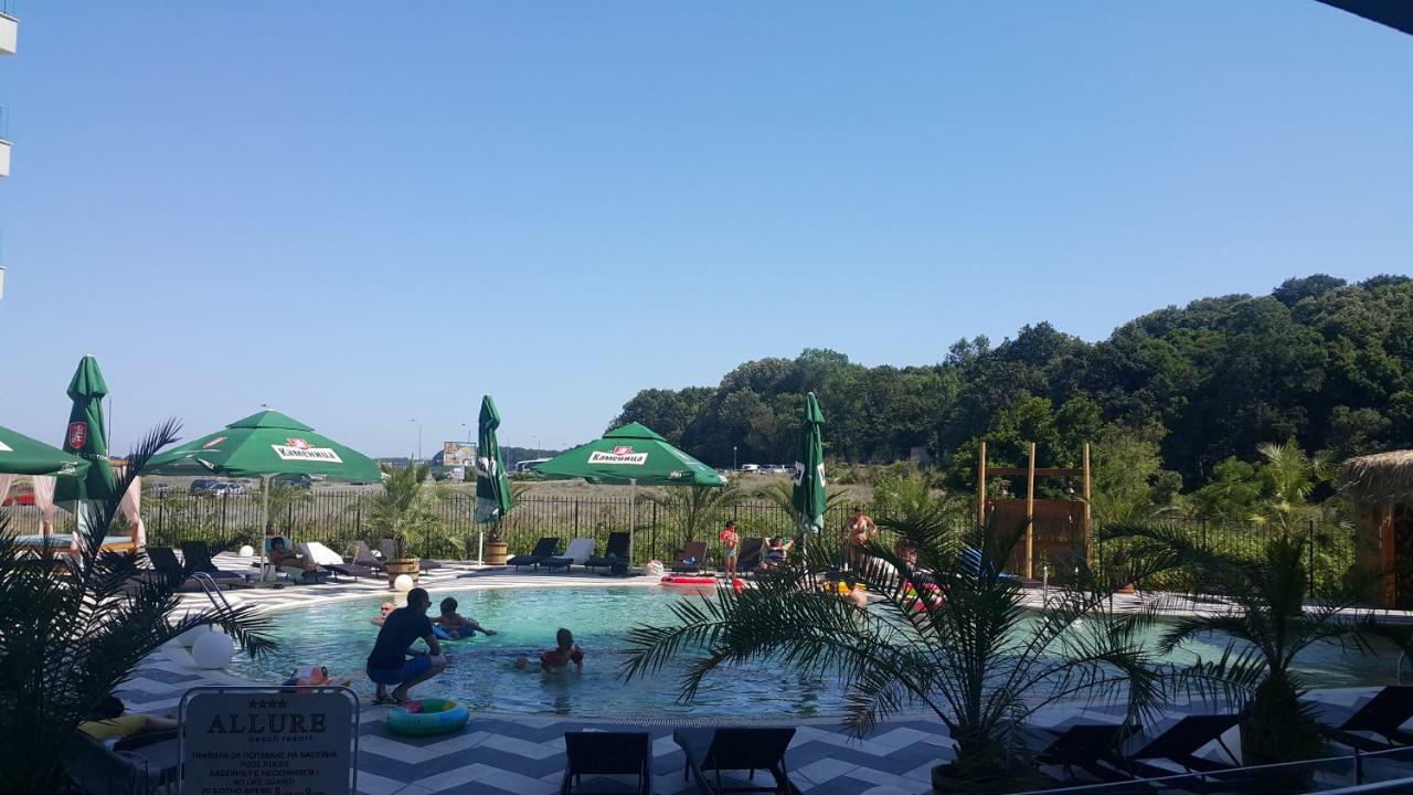 Allure Beach Resort Aparthotel 프리모르스코 외부 사진