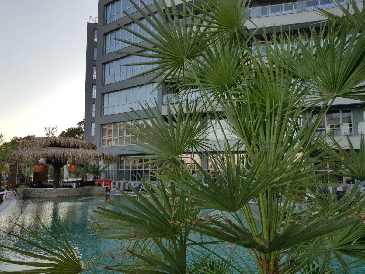 Allure Beach Resort Aparthotel 프리모르스코 외부 사진