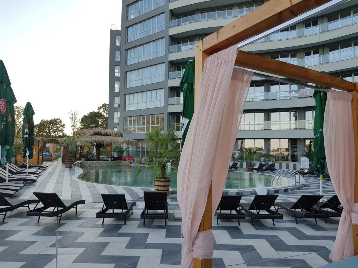 Allure Beach Resort Aparthotel 프리모르스코 외부 사진