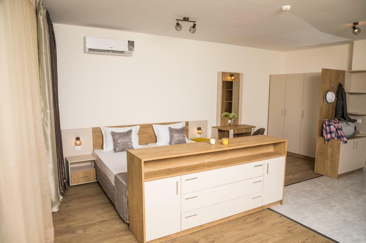 Allure Beach Resort Aparthotel 프리모르스코 외부 사진